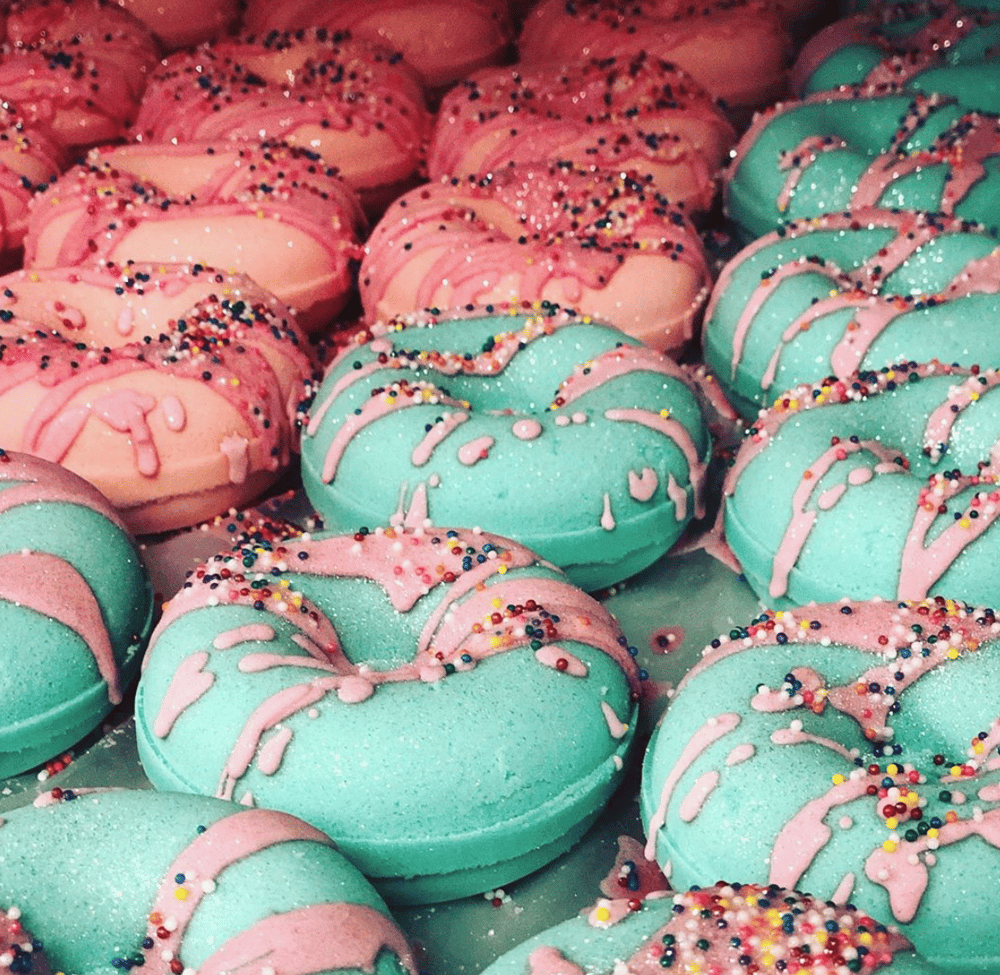 bath bomb doughnut